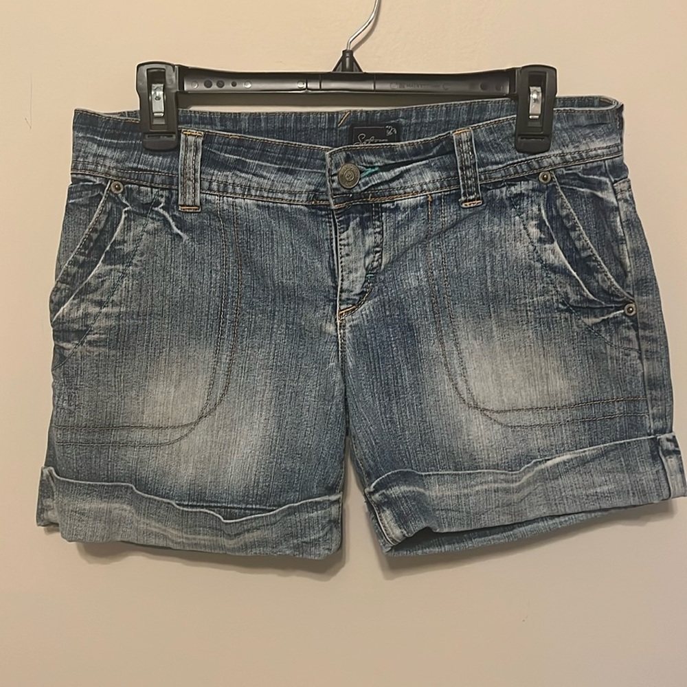 Cute Underground Soul Juniors Size 7